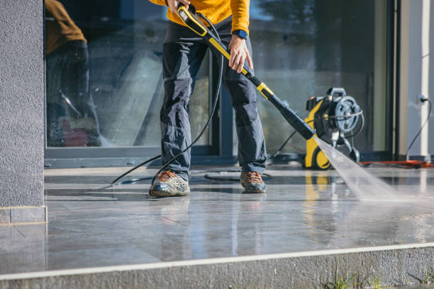 Best Garage Pressure Washing  in Avon Lake, OH